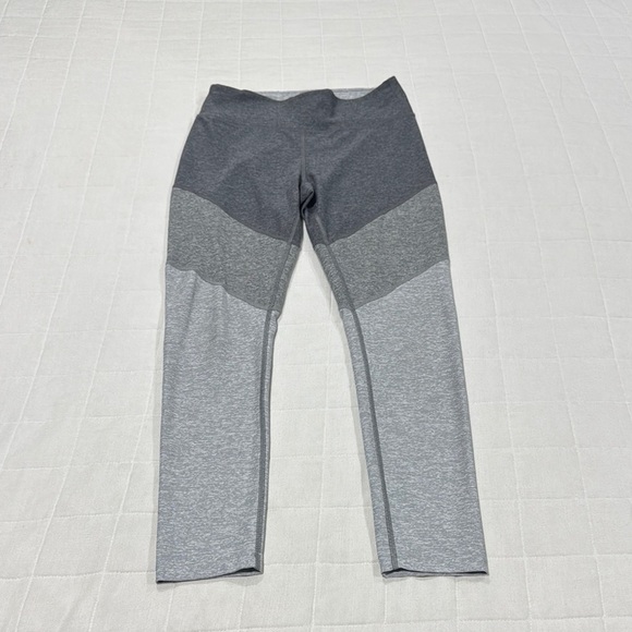 Outdoor Voices Leggings - Picture 1 of 11